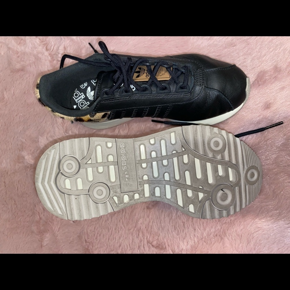 Adidas sneakers - Picture 2 of 4